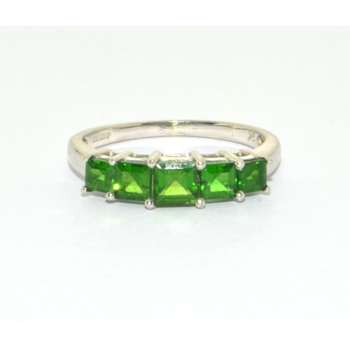 21 - 9ct white gold ladies 5 stone Emerald green stone ring size O