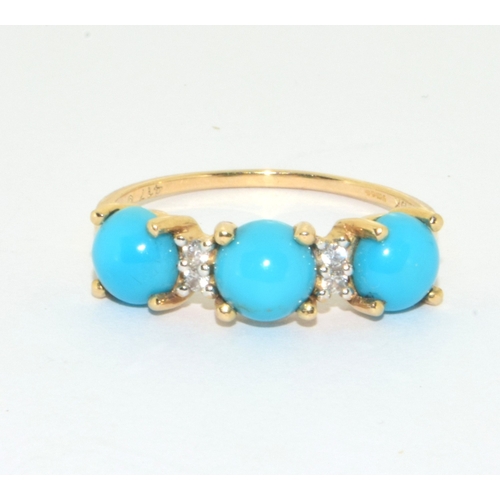 36 - 9ct gold vintage 3 stone cabochon Turquoise ring with accent Diamonds set in a claw setting size R