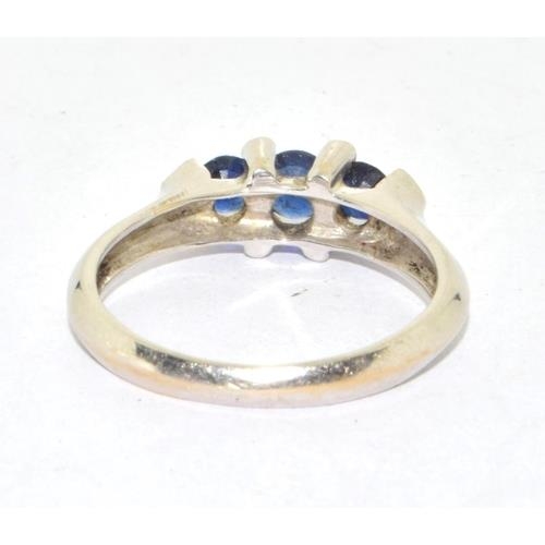 131 - 18ct white gold designer Sapphire and Diamond 3 stone ring 4g size O