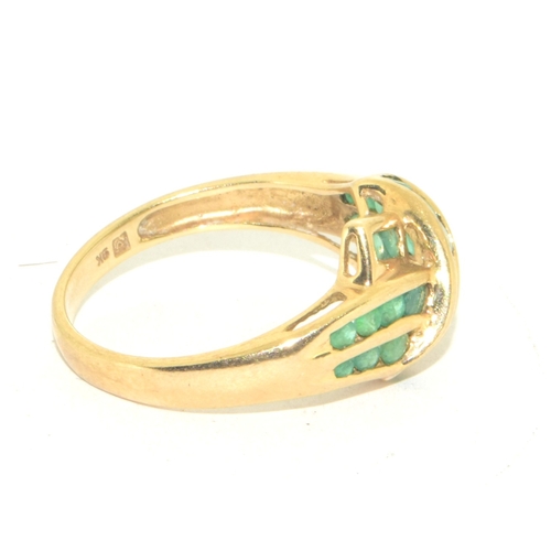 146 - 9ct gold ladies Emerald cross over ring size Q a/f