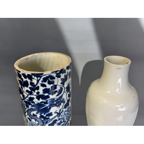 48 - A Chinese Famille Rose porcelain vase.Republic period. Finely painted in overglaze enamels.Height - ... 