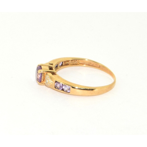 46 - 9ct gold ladies Amethyst ring with Amethyst shoulders and accent diamond decoration size M