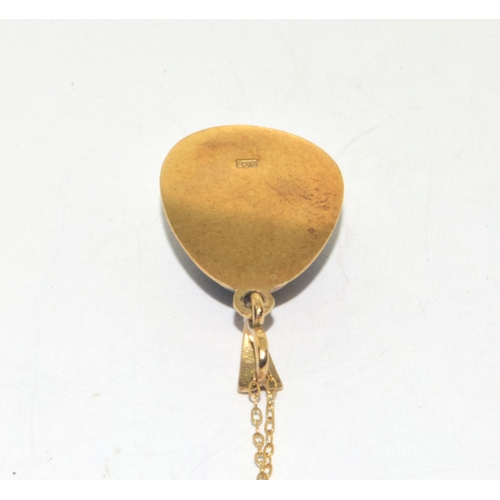 73 - 9ct gold large Tigers Eye pendant necklace on a 9ct gold chain of 48cm