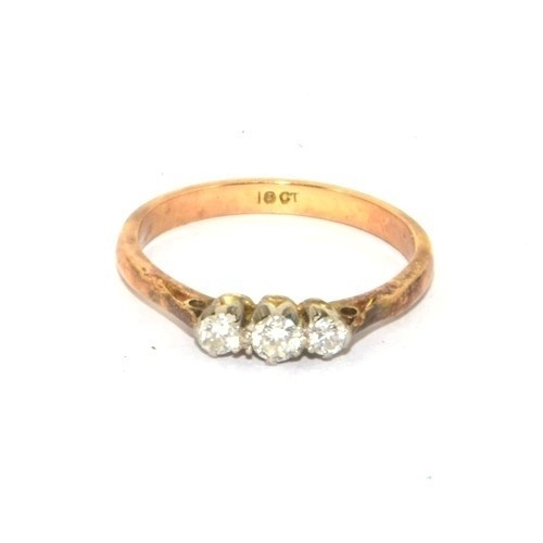 151 - 18ct gold ladies 3 stone Diamond ring with approx 20 points of diamond size N