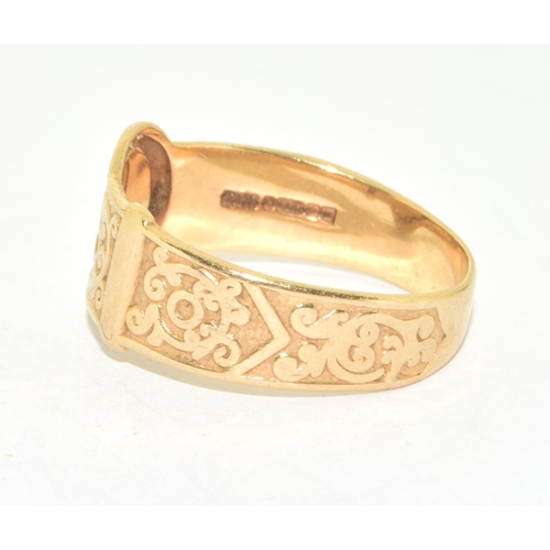 196 - 9ct gold gents buckle signet ring 3.6g size Q