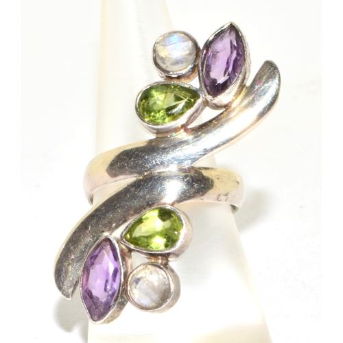 252 - 925 full finger ring set with Amethyst, Peridot and Aquamarine in a leaf design size N