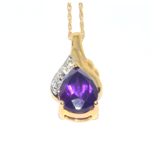 266 - 9ct gold Amethyst pendant necklace on a 9ct gold chain of 46cm