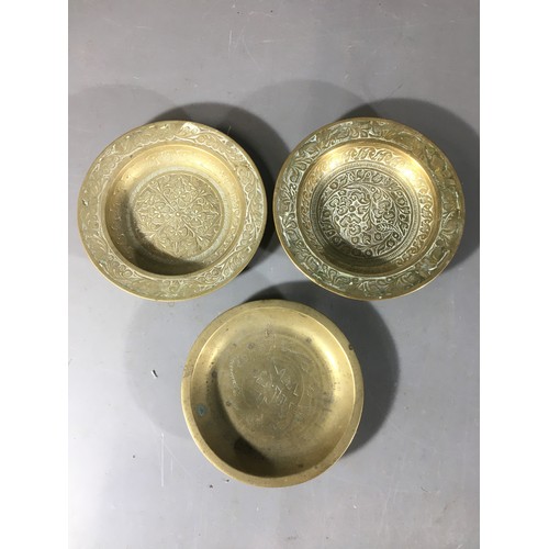 96 - Brass Heavy Pair of Graduated Handled Pots, Middle Eastern and Oriental Brass Trays etc.Gross Weight... 