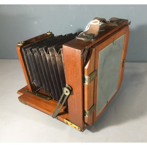 94 - Circa 1905 Adams & Co Style, Mahogany Folding Half Plate Field Camera.