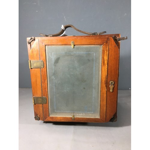 94 - Circa 1905 Adams & Co Style, Mahogany Folding Half Plate Field Camera.