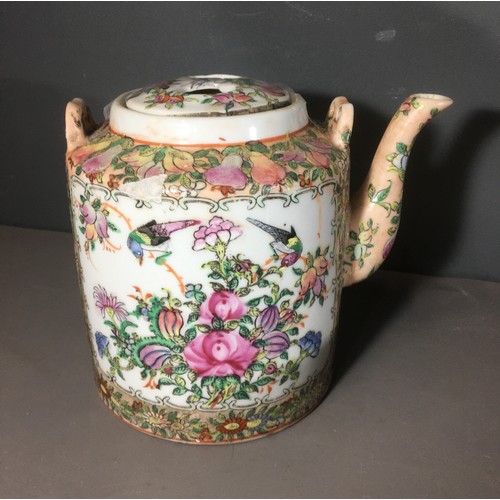 108 - Interesting assortment of Chinese Ceramics and other items, to include a Large FamilTe Rose teapot, ... 