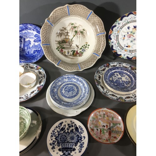 386 - Large Collection of 19th Century and Later Porcelain and Transfer Wares - to include Copeland, Early... 