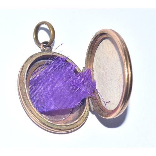 164 - Antique Victorian tested as 9ct gold back and front locket 6.1 grams measured not including the bale... 