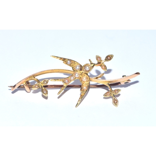 254 - Antique seed Pearl and 9ct gold bird brooch 3 grams 