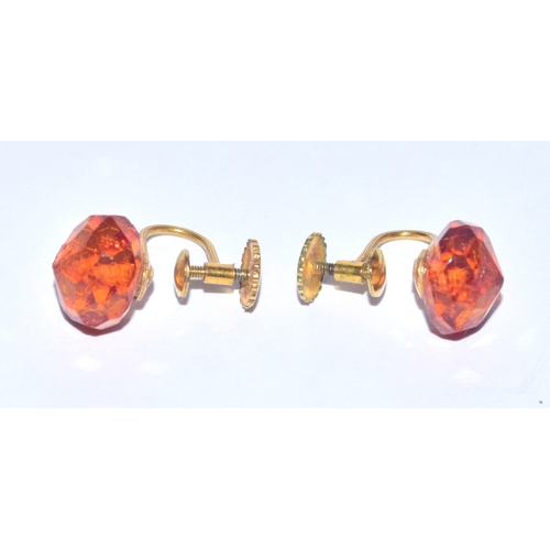 94 - Vintage natural faceted Amber and 9ct gold screw back earrings 