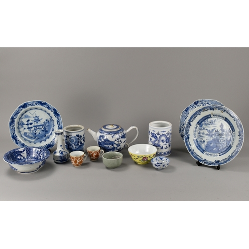 19 - A miscellaneous collection of Chinese porcelain.Including 18th century export teapot, plates, brush ... 