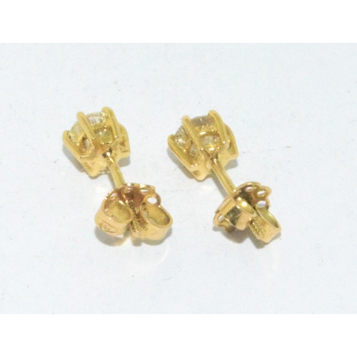 275 - Pair 18ct gold Diamond stud earrings of approx 1.5cts total