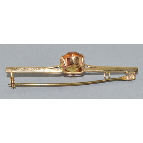 44 - Vintage 9ct gold bar brooch set with a large single Amber stone in its fitted vintage box 3.89grams