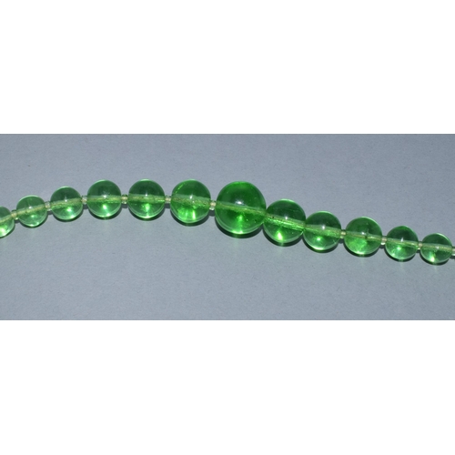 15 - Vintage Uranium graduated bead necklace (glows in the UV light) 70cm long