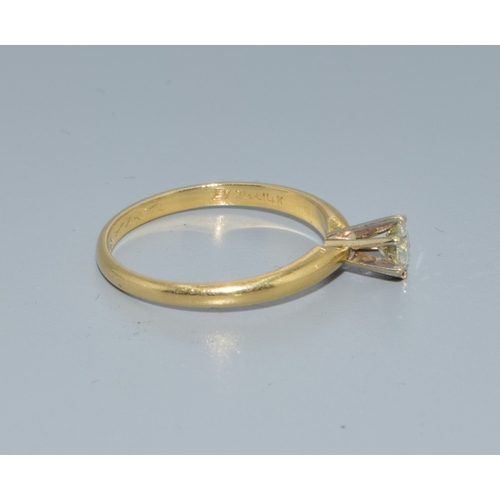 11 - 18ct gold ladies diamond solitaire ring of approx 25points size K