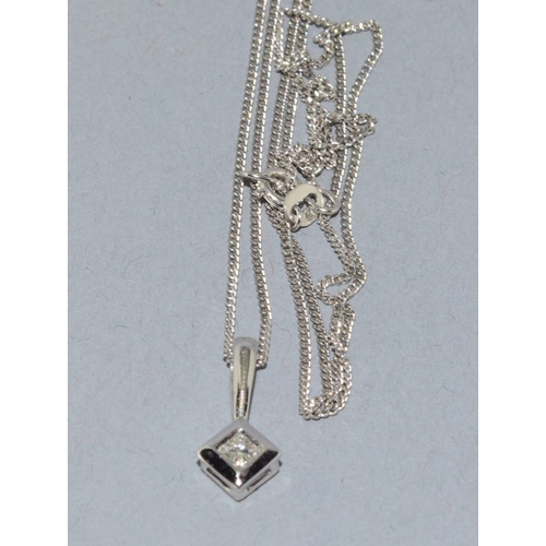 62 - 9ct white gold Diamond solitaire pendant necklace of approx 0.25ct diamond measures 4mm on a 9ct whi... 