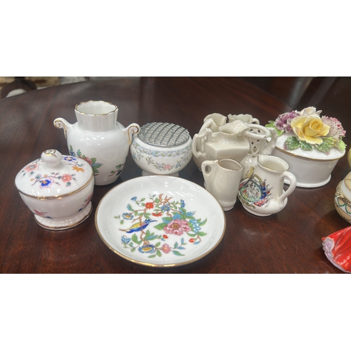 20 - Group of approx. eighteen miniature and small decorative porcelain items, comprising Royal Doulton “... 