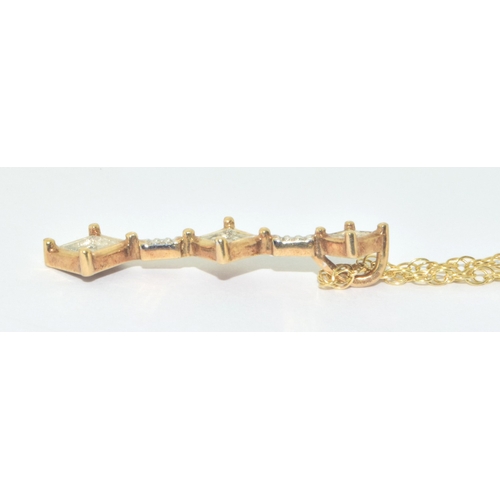 7 - 9ct gold drop Diamond pendant necklace on a 9ct gold chain of 38cm pendant drop of 3cm 2.7grams