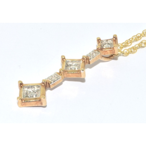 7 - 9ct gold drop Diamond pendant necklace on a 9ct gold chain of 38cm pendant drop of 3cm 2.7grams