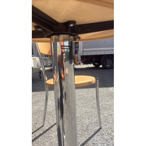 280 - Set of Frovi contract café furniture comprising circular beech top pedestal table on chromed steel b... 