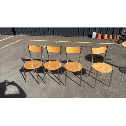 280 - Set of Frovi contract café furniture comprising circular beech top pedestal table on chromed steel b... 