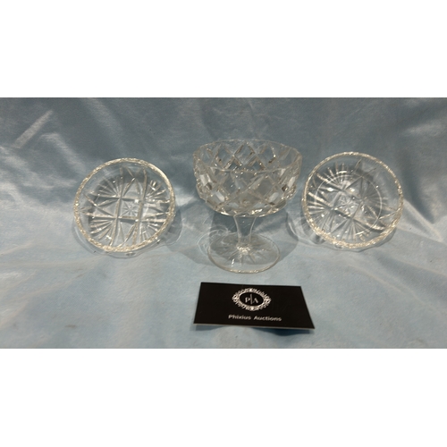 82 - Asfour Crystal miniature swan figurine with faceted clear crystal body, moulded neck, and frosted be... 