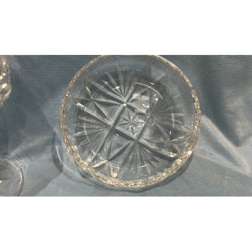 82 - Asfour Crystal miniature swan figurine with faceted clear crystal body, moulded neck, and frosted be... 