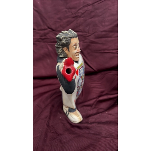 95 - Cardew Collectors’ Club limited-edition ceramic novelty teapot modelled as a King of Hearts playing-... 