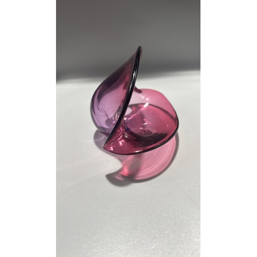 129 - Murano. Poss Archimede Seguso Mid-century clam shell bowl, thick-walled glass shading from cranberry... 