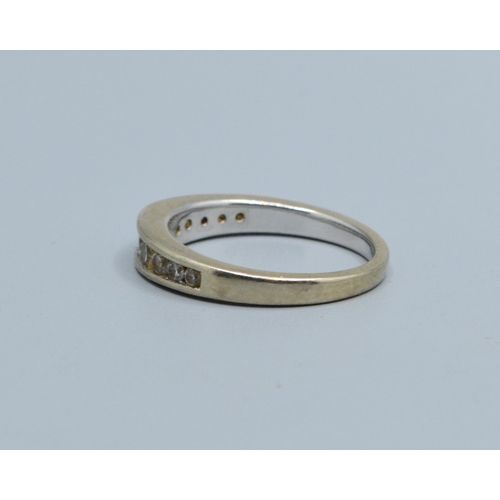 46 - 9ct white gold ladies Graduating Diamond half eternity ring with an estimated Diamond value of 0.33c... 