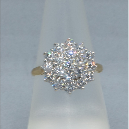 95 - 9ct gold ladies clear stone large cluster cocktail ring size Q 3.7grams
