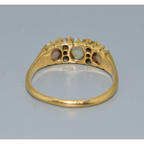 183 - Superb vintage ladies 18ct gold vintage Opal and Diamond ring size P. 3.1grams