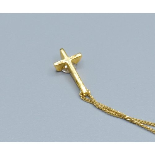 332 - 18ct gold Diamond cross pendant necklace, Diamond measure 34mm across the face estimated as 0.15ct c... 