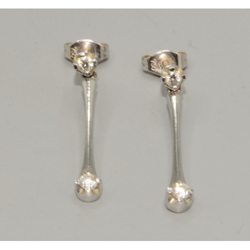 4 - Super 18ct white gold Diamond drop earrings in a contemporary design with estimated 0.25ct diamond a... 
