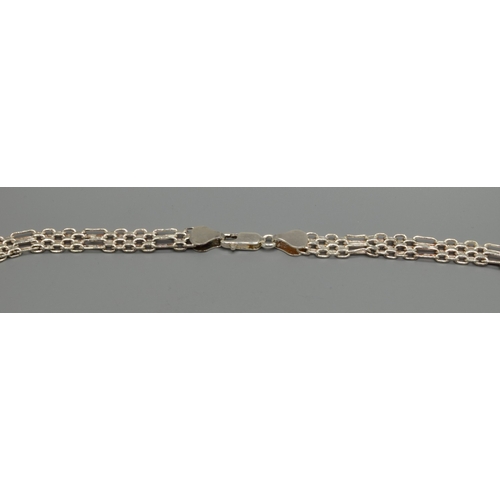 322 - Silver fancy link mesh necklace with lobster claw catch 44cm long