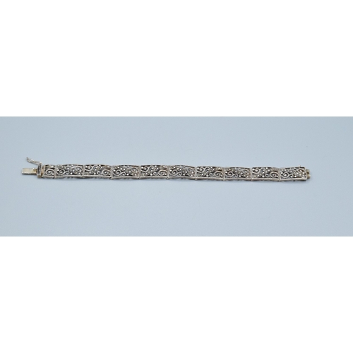 268 - Art Deco 925 silver Marcasite bracelet