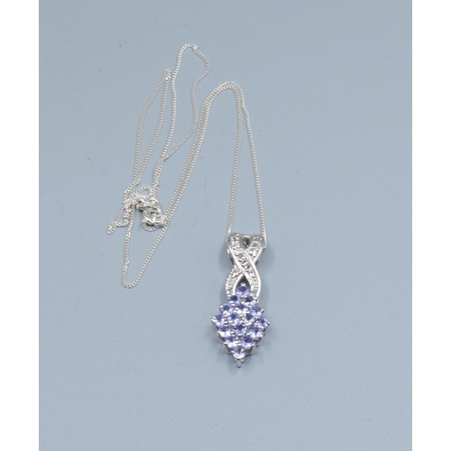 352 - TGGC Tanzanite 925 silver pendant necklace
