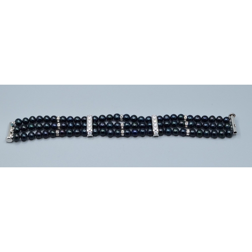 355 - Black Cultured Pearl 925 silver necklace and bracelet