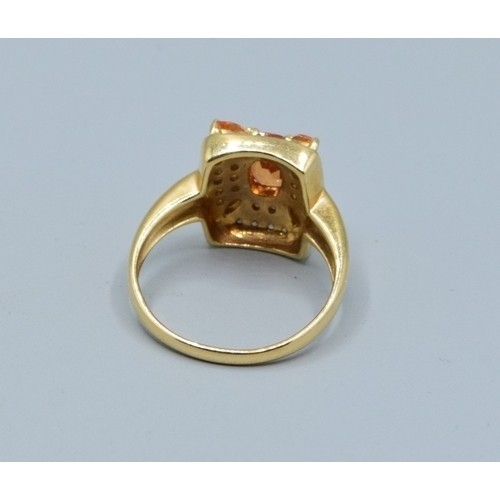 280 - 14ct gold ladies Citrine dress ring size O