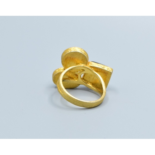 760 - 925 silver/gold ladies contemporary design cabochon round, square and oval black agate ring size M