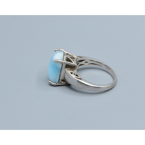 865 - 925 silver ladies Larimar quarts rectangular solitaire dress ring the head being 1.5x1.0cm held in a... 