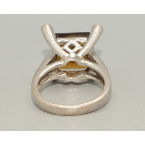 825 - 925 silver large square smokie quarts ladies Dress ring held in a castled claw setting size N