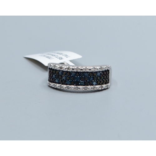 845 - New with Tag 925 silver ladies both Blue and White Diamond row ring size P