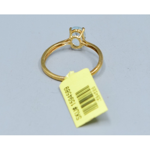 830 - New with Tag 925 silver/gold solitaire Aquamarine colour ring size Q