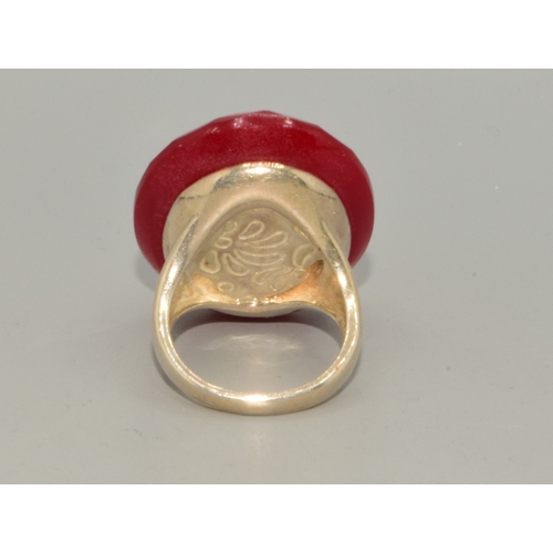 815 - 925 silver facetted large oval red gem stone statement ring size L